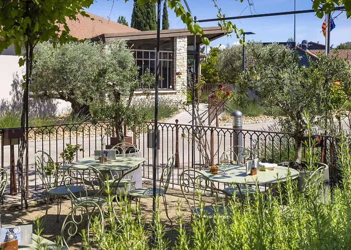 Terre de Provence Hôtel&Spa Le Pontet 